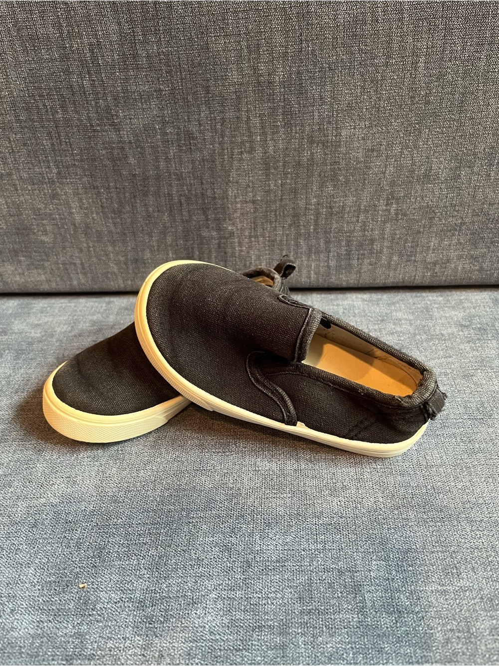 Wonder Nation Toddler Boy’s 6C Slip on Tennis Shoes